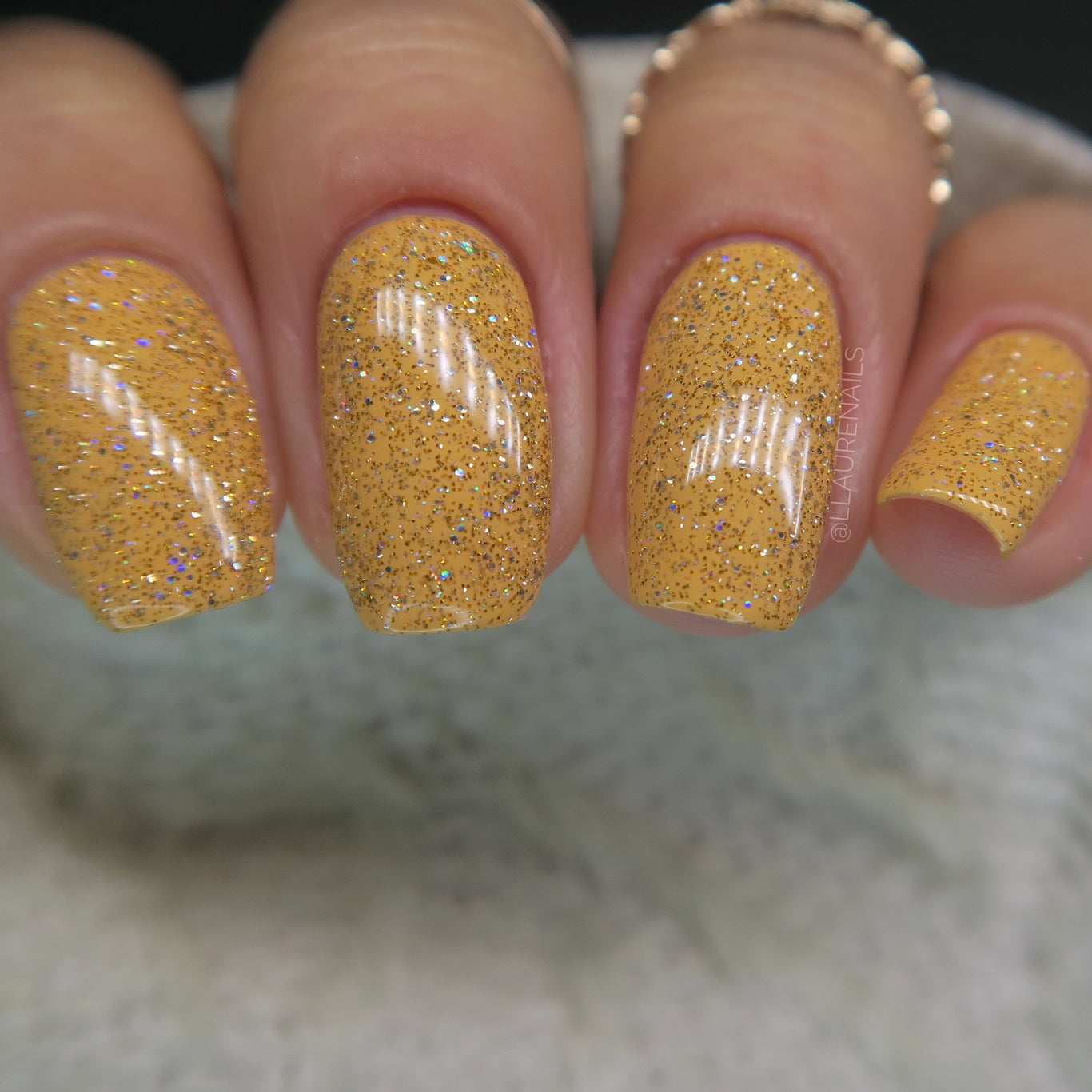 Jackpot - Gold Holographic Reflective Glitter Nail Polish - Dam