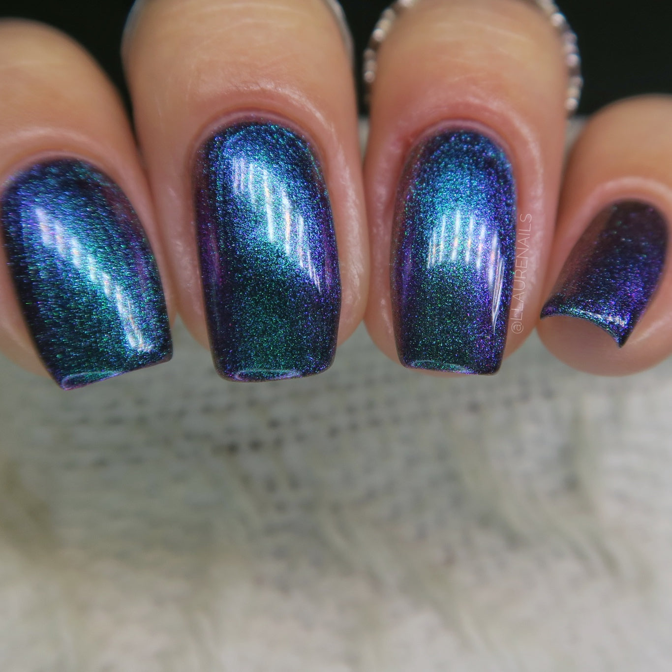 Not Crying - Purple/Green/Blue/Gold Multichrome Nail Polish - Dam