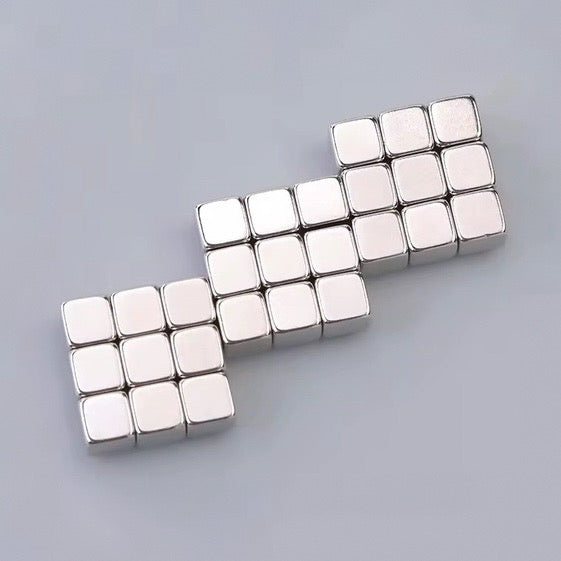 Rubiks Cube Nail Art Magnet - Dam Nail Polish
