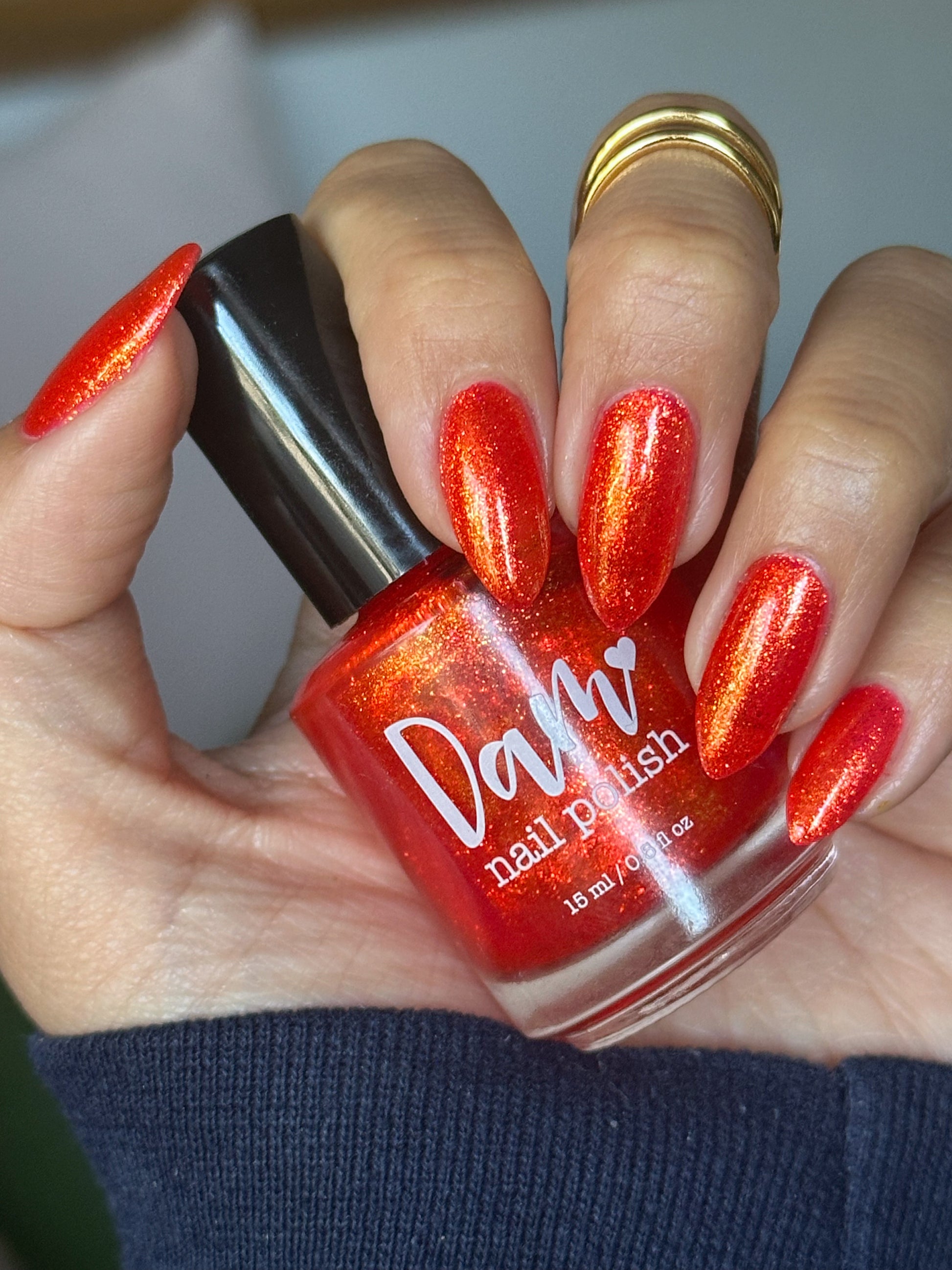 Dani Cali - Red Shimmer Nail Polish - Bonus Track Collection - Dam Nail Polish