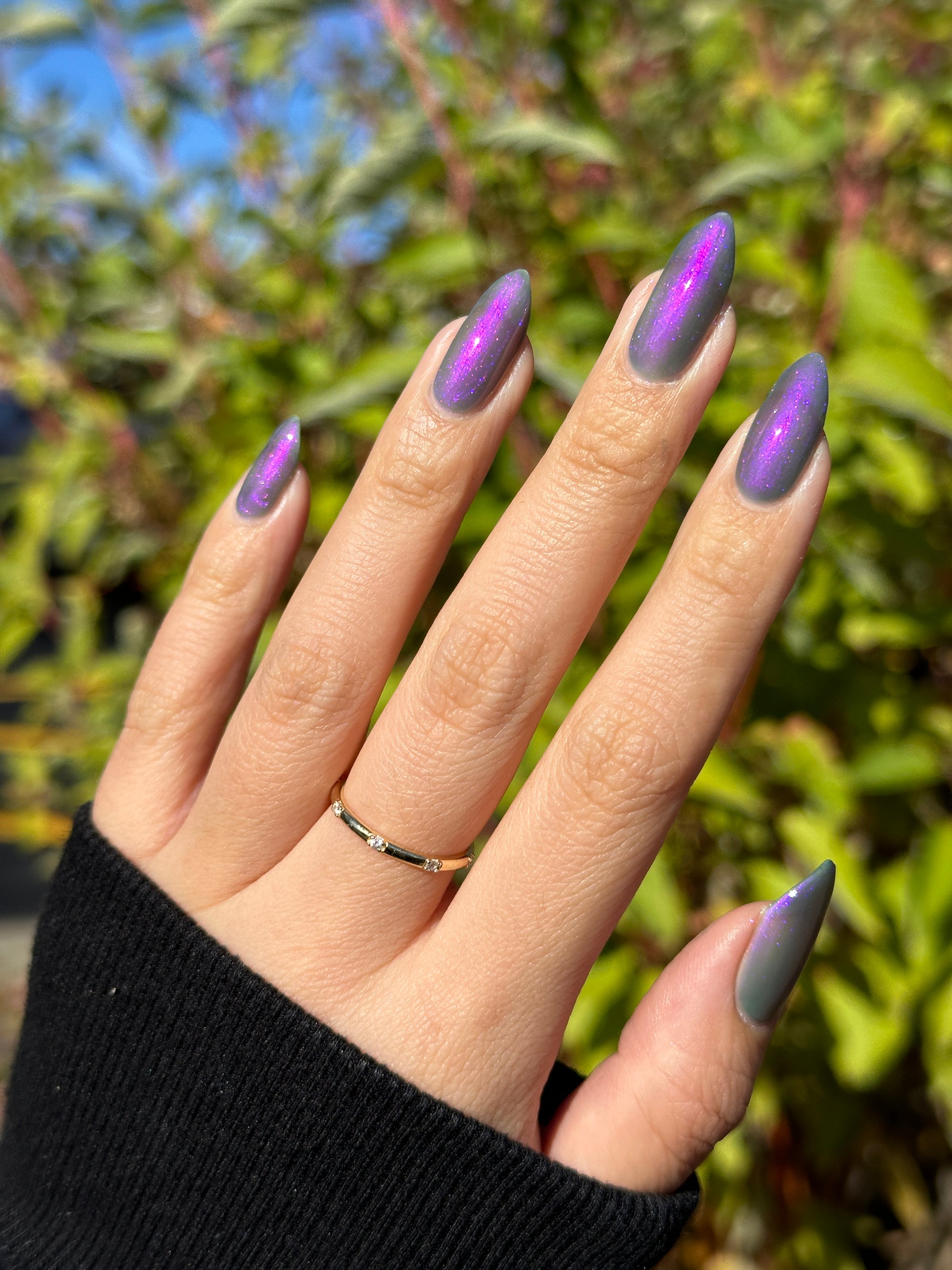 Don’t Be Ghoulish - Gray Nail Polish - Shimmer Nail Polish - Ghostly Collection - Halloween 2025 - Dam Nail Polish