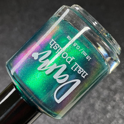 Enchanté  - Green Nail Polish - Shimmer Nail Polish - Dam Nail Polish