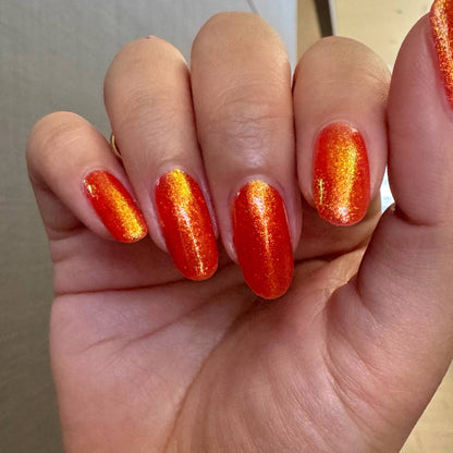 Dani Cali - Red Shimmer Nail Polish - Bonus Track Collection - Dam Nail Polish