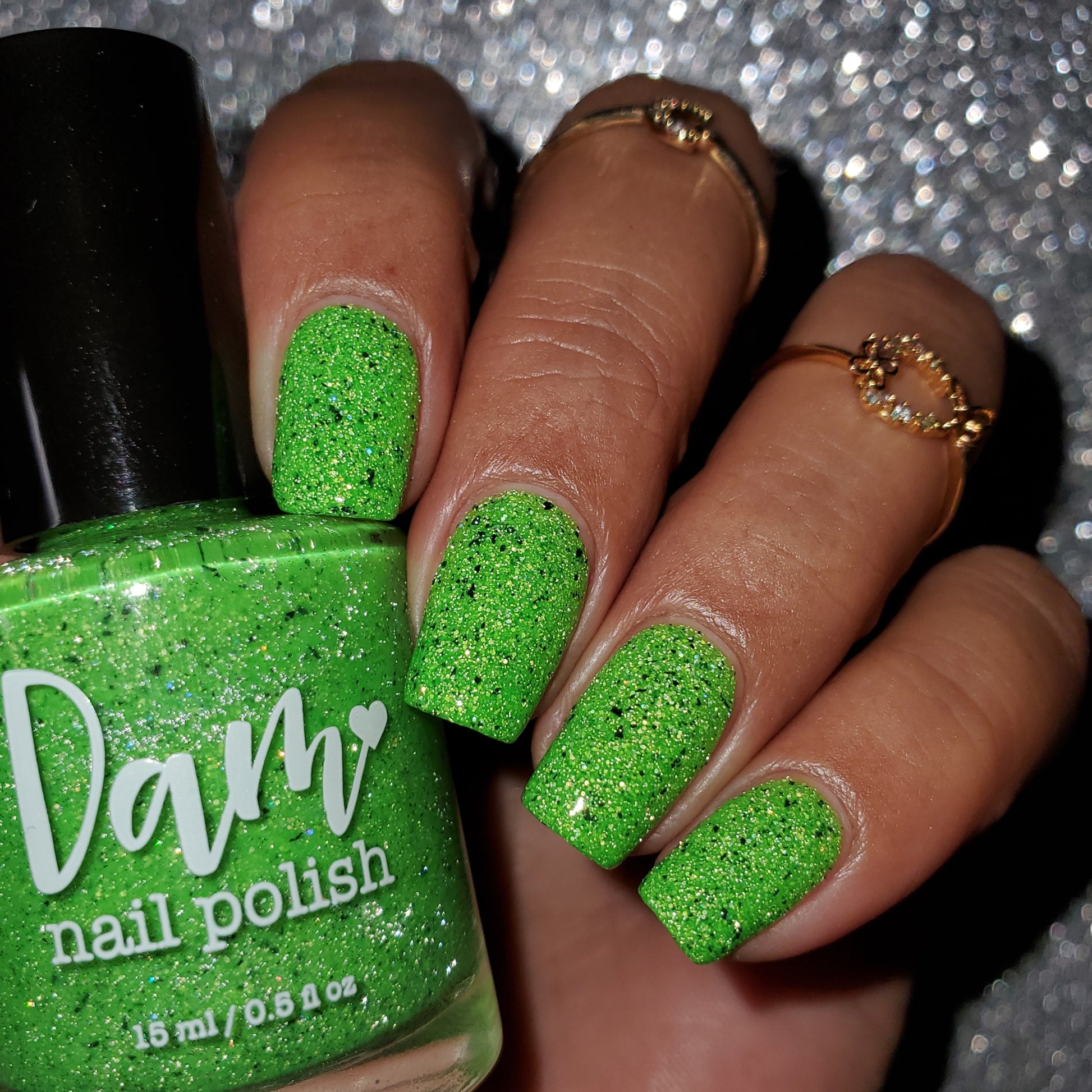 Glitter Lime Green Nails 2025: Bright & Bold