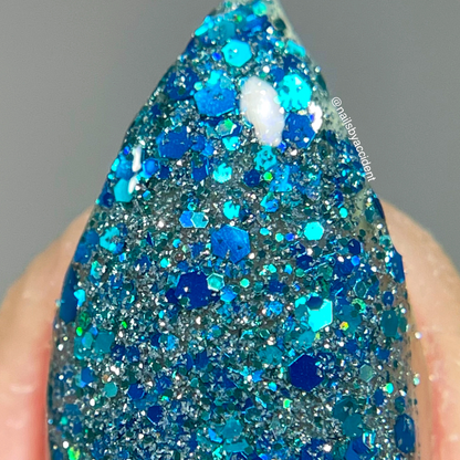 Devotion Ocean - Blue Reflective Glitter Nail Polish - Love Affair Trio - Dam