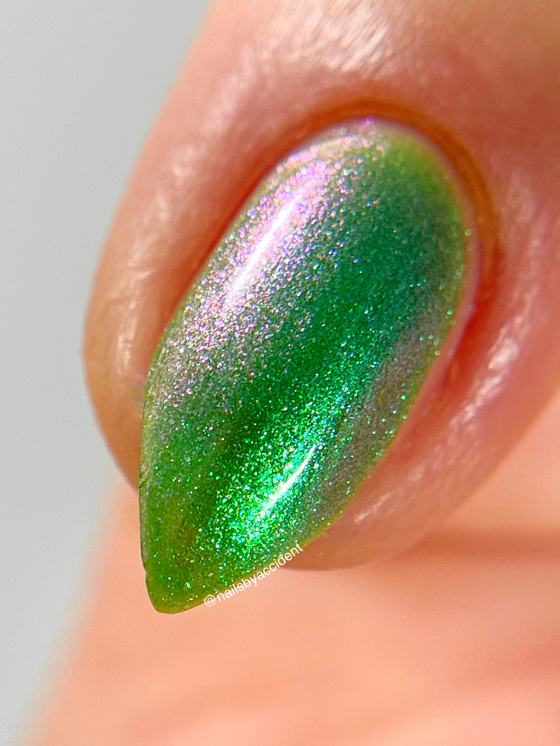 Green Apple Martini - Light Green Shimmer Nail Polish - Dam