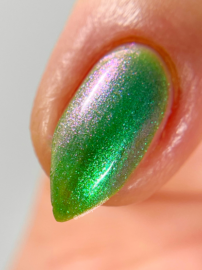 Green Apple Martini - Light Green Shimmer Nail Polish - Dam