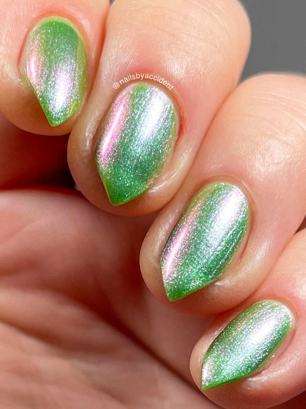 Green Apple Martini - Light Green Shimmer Nail Polish - Dam
