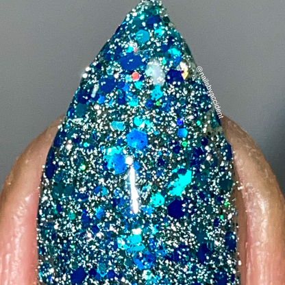 Devotion Ocean - Blue Reflective Glitter Nail Polish - Love Affair Trio - Dam