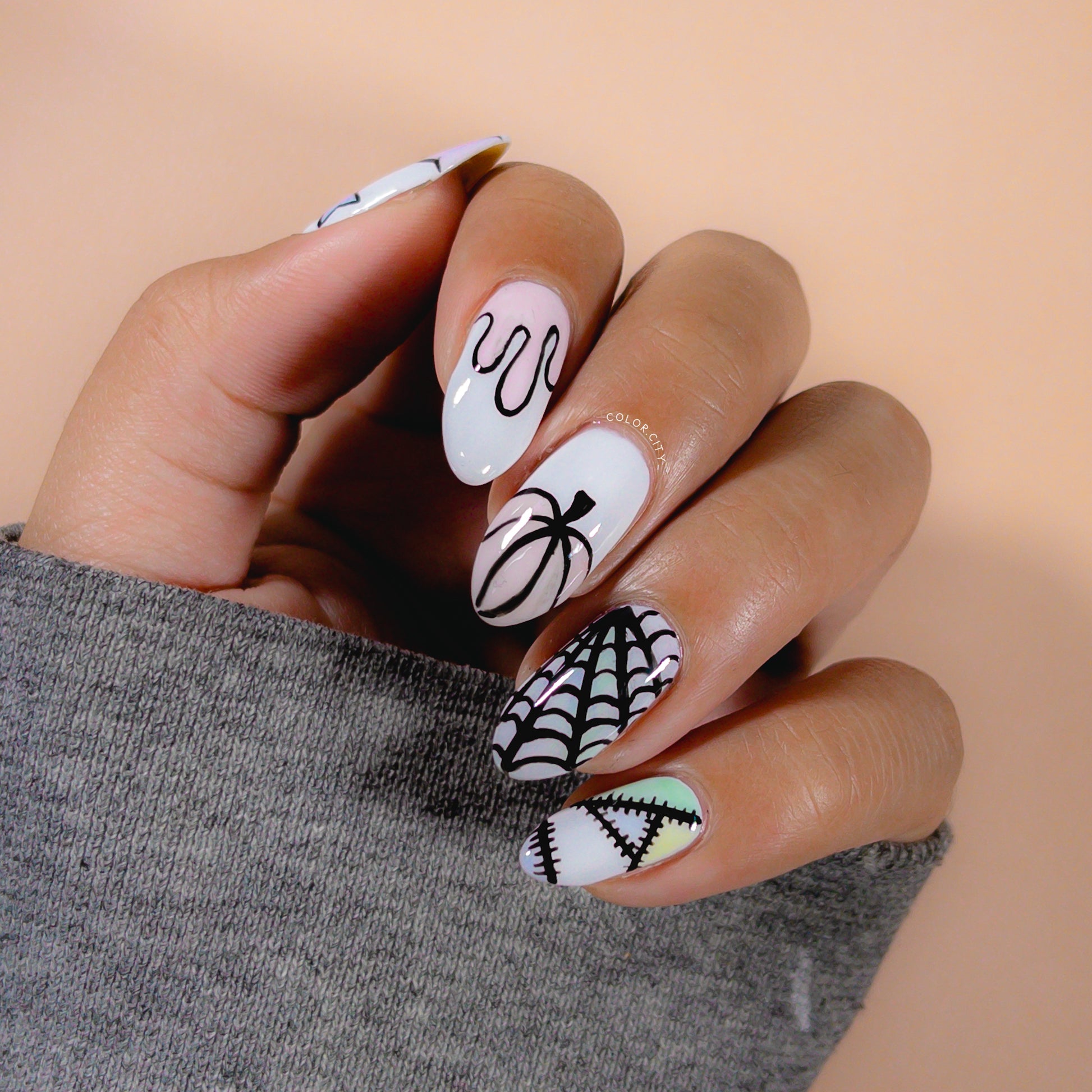 Clearly Rainbows - Thermal Nail Polish - Dam